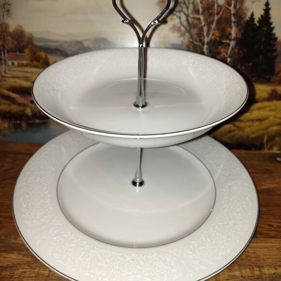 Custom Made 2-Tier Plates Cupcake, Sandwich Stand Tray Vintage Porcelain Carlton - Picture 6 of 6